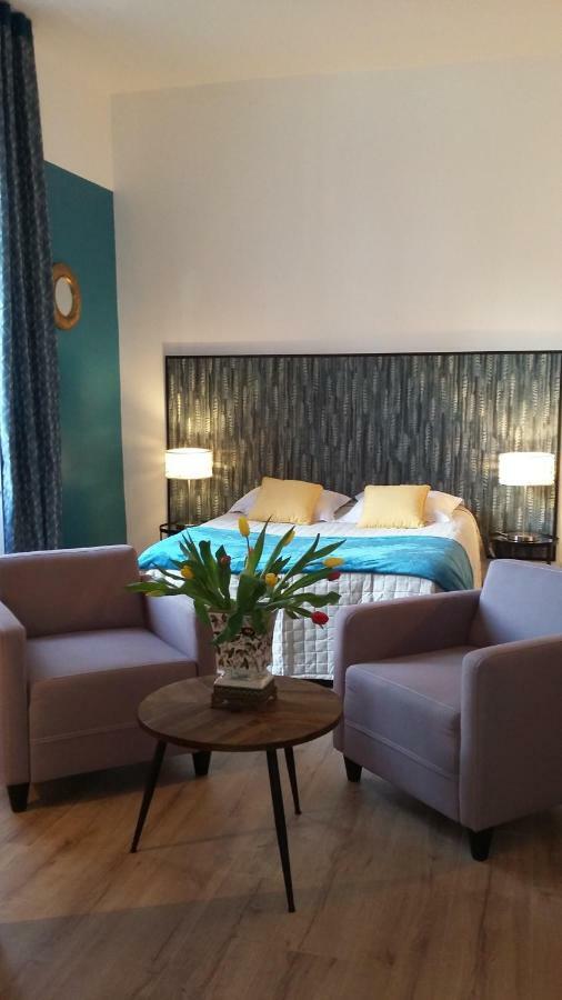 Les Tulipiers, Parking Securise, Lit Queen-Size, Le Port Du Mans Le Mans Bagian luar foto