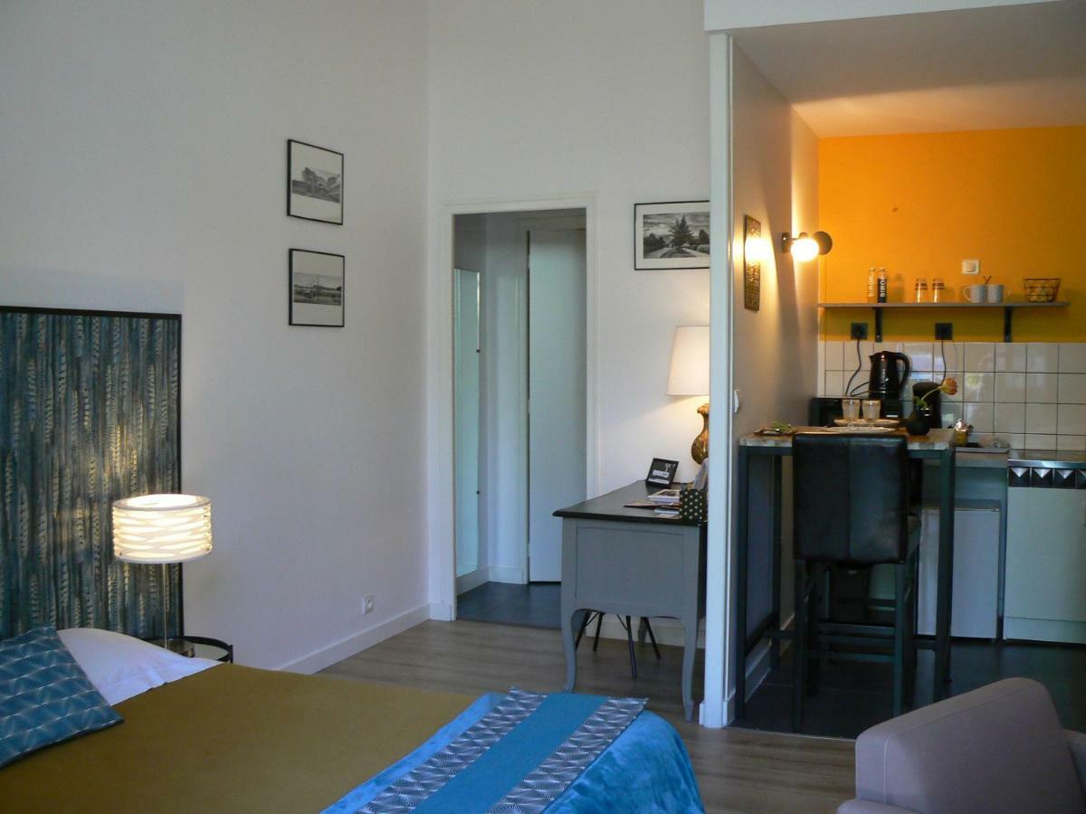 Les Tulipiers, Parking Securise, Lit Queen-Size, Le Port Du Mans Le Mans Bagian luar foto